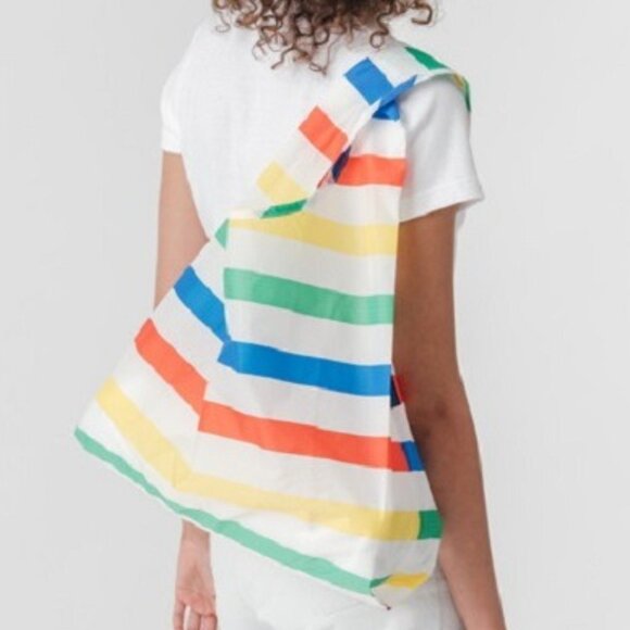 NWOT Standard Baggu - Rainbow stripe - Picture 4 of 6
